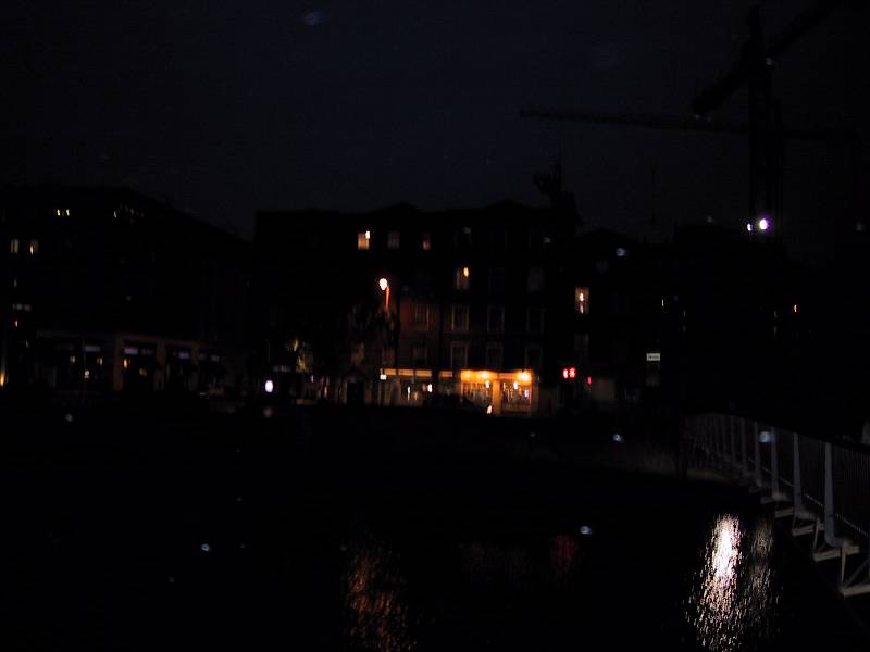 100-0021_IMG_3 