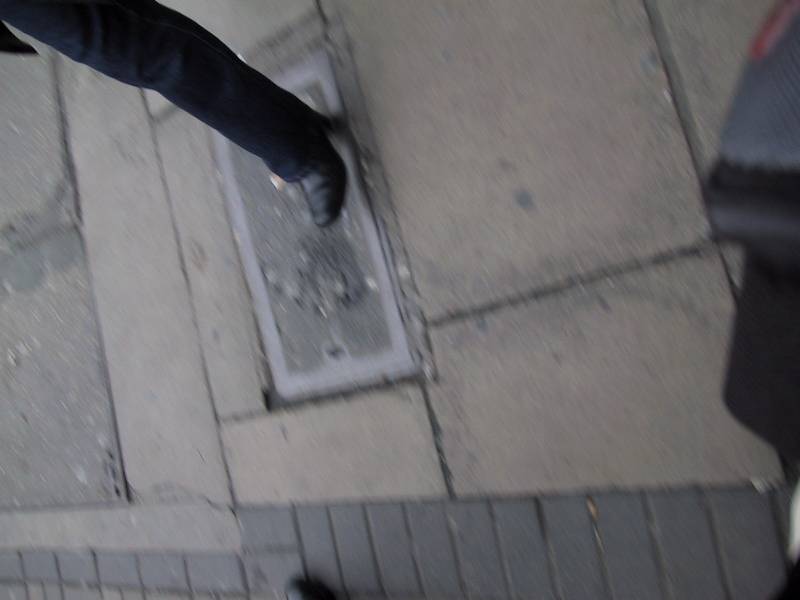 101-0166_IMG_2 